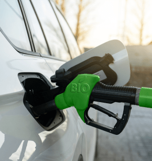 Brasil amplia mistura de biocombustíveis para reduzir emissões e fortalecer segurança energética
