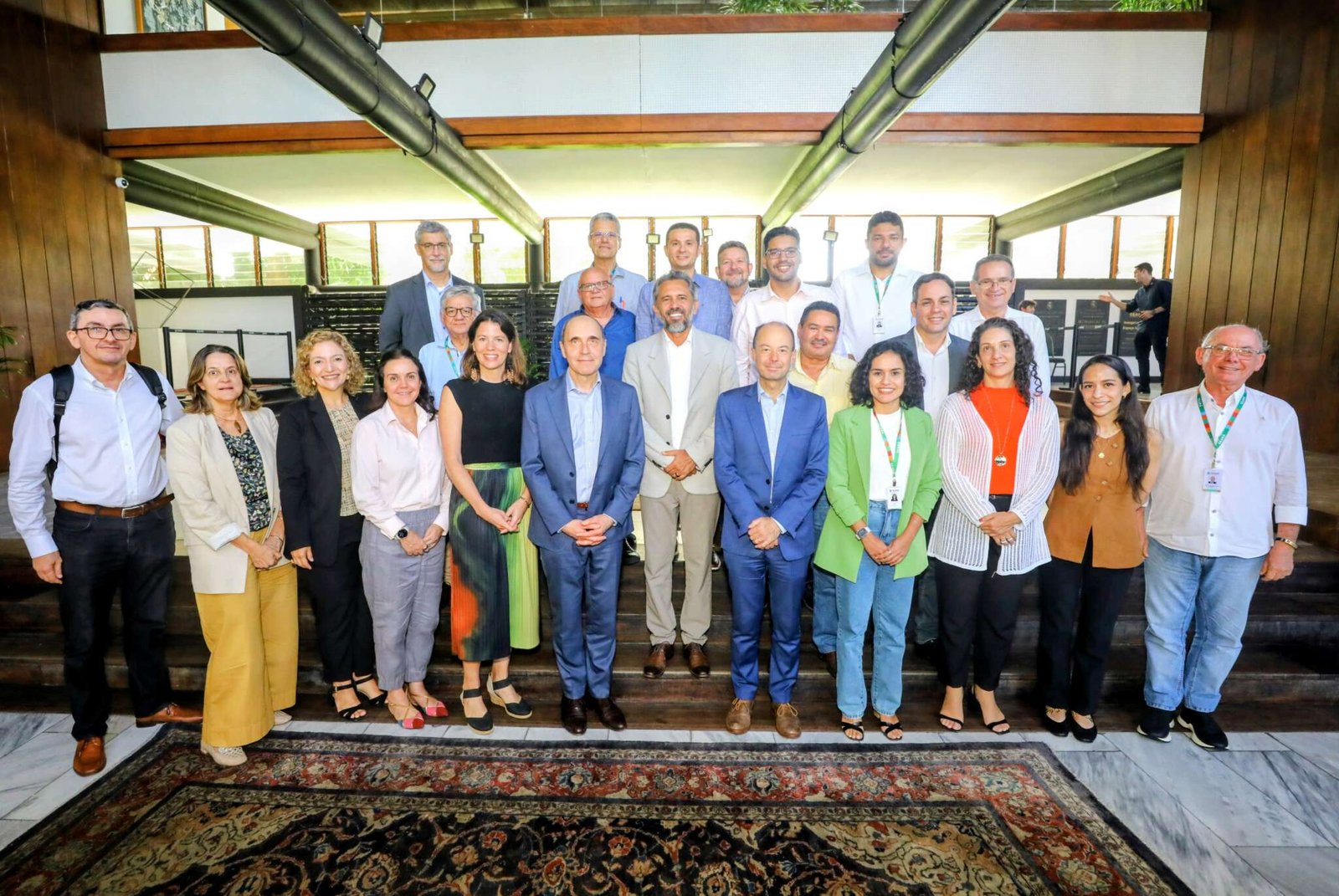 Governo do Ceará e Banco Mundial discutem novas fases do Projeto São José e da Malha D'água em março de 2025.