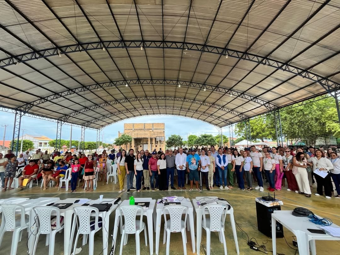 Ação reuniu Governo do Ceará, MDA e prefeitura para ampliar acesso de mulheres do campo à documentação civil e políticas públicas.