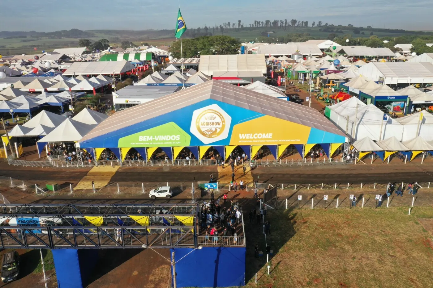 Agrishow 2026: R$ 11,4 bilhões em negócios e queda de 22% mostram agro resiliente