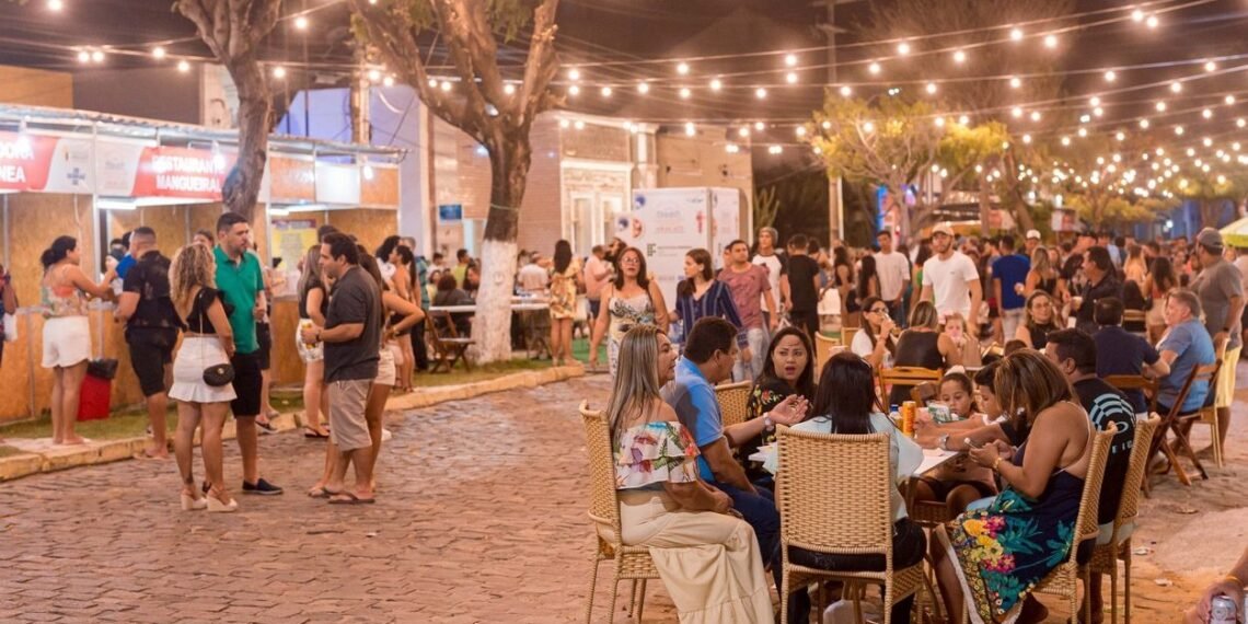 Aracati recebe Festival do Camarão com mutirão de licenciamento