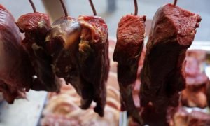 Produção de carne bovina no Brasil deve cair 3,5% em 2026, segundo a Conab