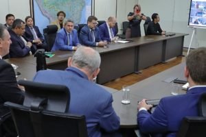 Encontro entre Mapa e cooperativas do agro gaúcho para discutir medidas de apoio ao RS