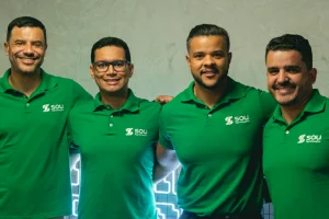 Tecnologia aplicada ao controle financeiro e contratual no campo.