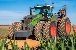 Mercado de concessionárias de máquinas agrícolas atrai aquisições