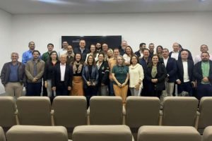 Representantes estaduais debatem rastreabilidade e influenza aviária durante a Expointer 2025