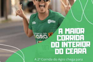 Atleta celebra durante a 2ª Corrida do Agro, evento que une o agro e o esporte no interior do Ceará.