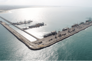 Porto do Pecém bate recorde, atrai R$ 185 bilhões em investimentos e se torna hub estratégico do Nordeste