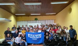 Iniciativa do Senai Ceará forma profissionais e impulsiona o uso de energia solar no interior cearense.