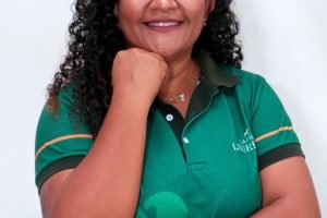Edneuly Lourenço: A Força do Recomeço e o Sabor da Vitória. A Arte de Transformar o Leite de Cabra