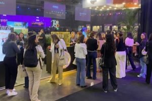 parlamentares e líderes do agro discutem o Plano Clima brasileiro durante congresso em São Paulo