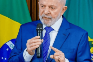 Lula discursa sobre tarifas e COP30