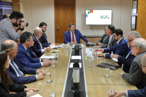 Ministros e Setor Agropecuário Discutem Plano Safra 2024/2025