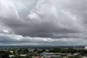 Funceme aponta possibilidade de trovoadas e variação ao longo do dia no Ceará.