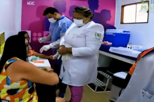 Ação de saúde itinerante realizada em Quixadá (CE) em parceria com o Senar oferece teste inovador de rastreio do câncer de mama para mulheres do campo.